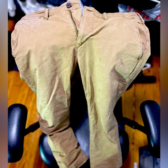 Brown American Eagle Flex Khaki Pants - Picture 1 of 4